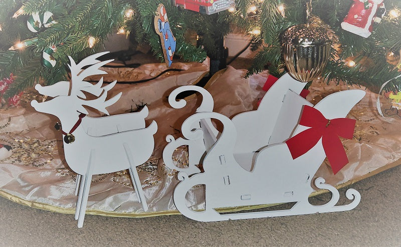 Santa Sleigh and Reindeer